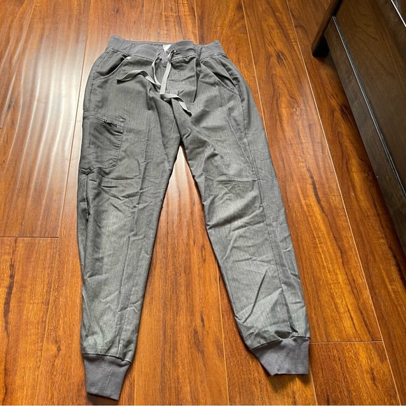 Dark gray FIGS SMALL TOP XS JOGGER BOTTOMS - Picture 5 of 6